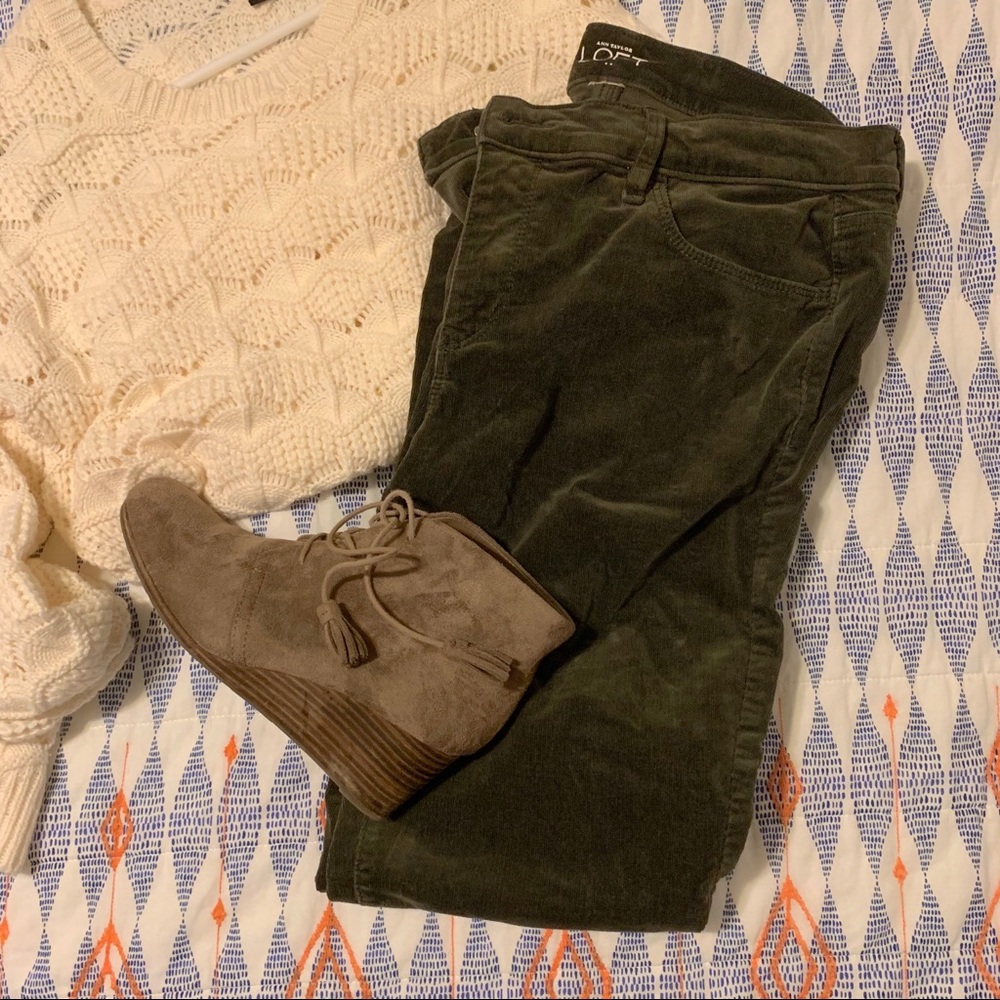 Loft Women's Modern Skinny Army Green Corduroy